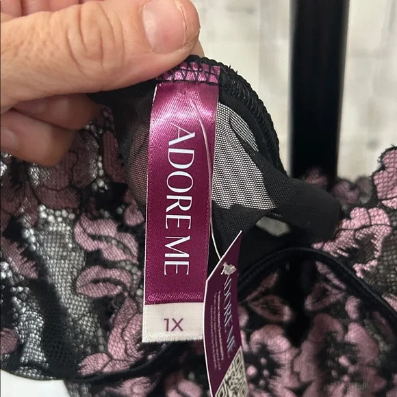 NWT Adore Me Black and Pink Floral Lace Bodysuit. Size 1x - Picture 3 of 4